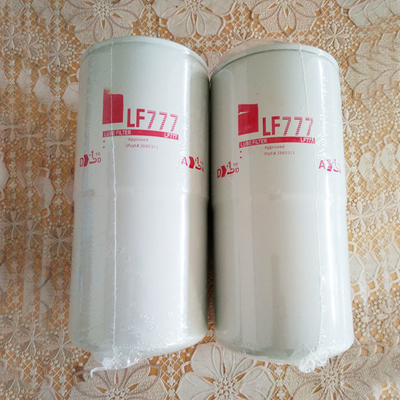 LF777 Parties de moteur de camion Filtre à huile 3889311 P550777 2266554 156071760 4656585 5000812484