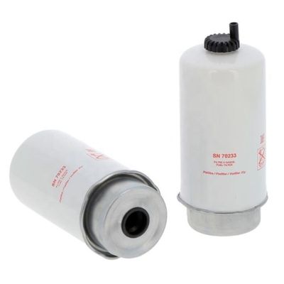 Élément de filtre à carburant 11318320 3015259 P173238 AT186554 pour les pièces du moteur de camion 86*86*199mm Taille