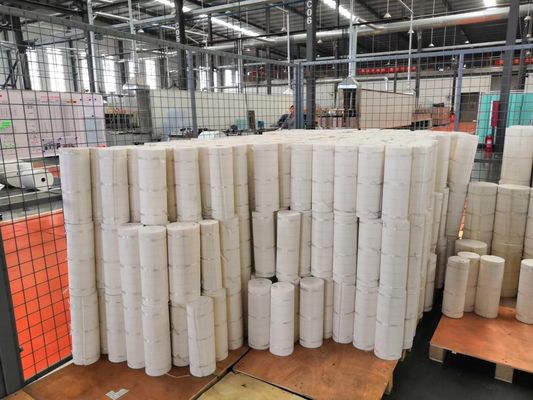 Filtre à lubrifiants LF678 Filtre à huile P550020 pour améliorer les performances du moteur