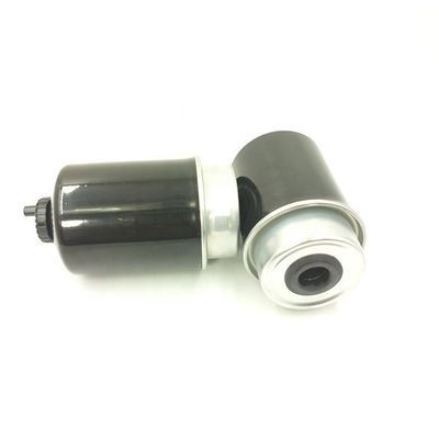 Filtre de séparateur de carburant et d'eau P551434 5198956 320A7124 836862601 12750603 pour excavatrice
