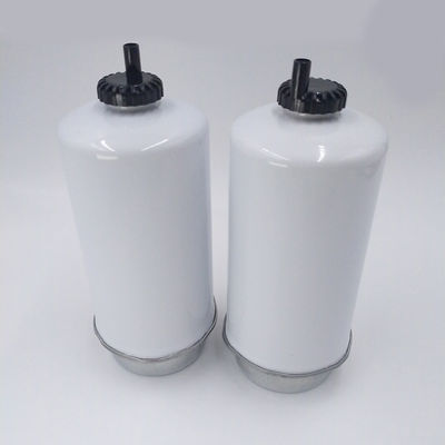 Filtre à carburant P551425 5198957 32925994 RE54719 FS550435 26560139 pour le camion V836867595