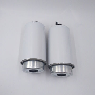 Filtre à carburant P551425 5198957 32925994 RE54719 FS550435 26560139 pour le camion V836867595